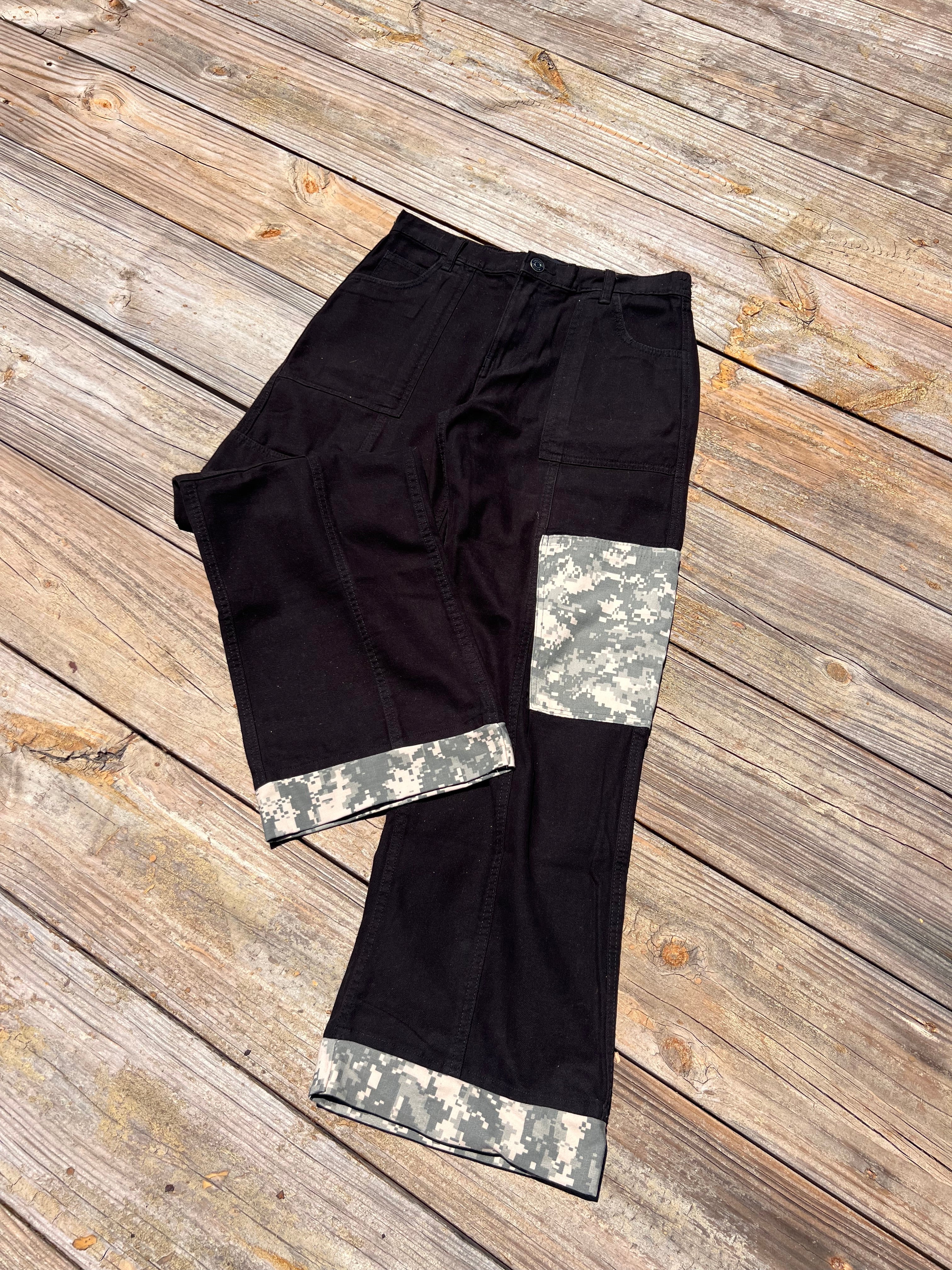 1 of ⇂ CAMO POCKET JEANS