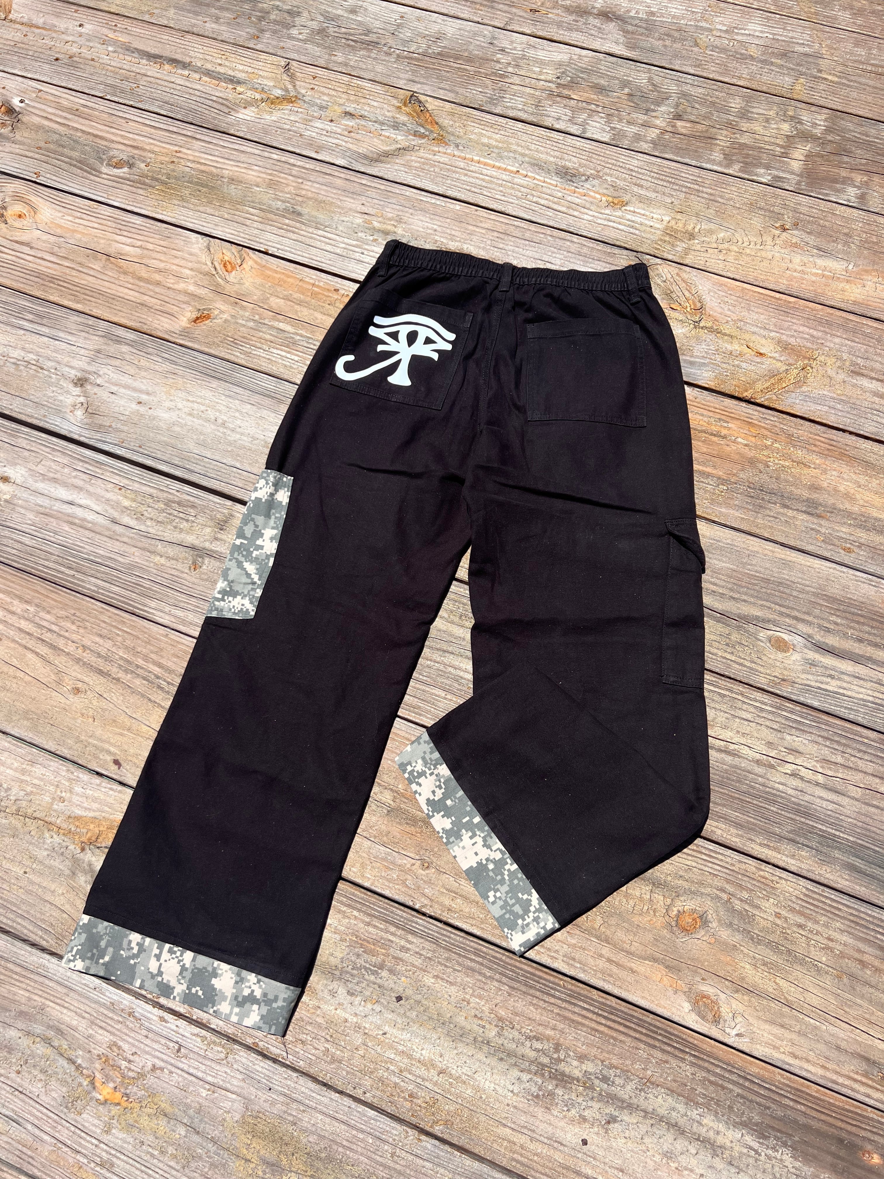 1 of ⇂ CAMO POCKET JEANS