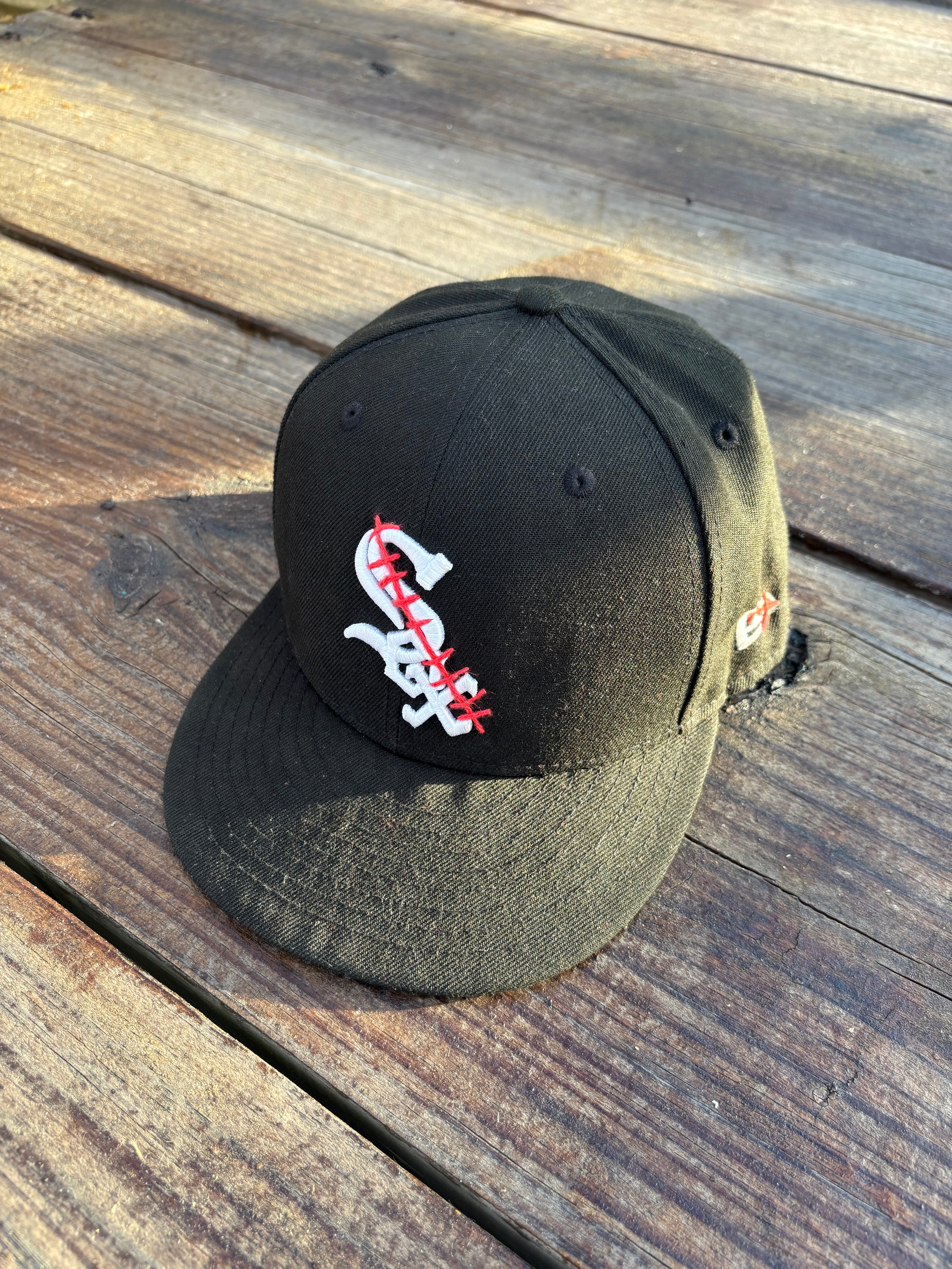 1 of ⇂ RED LINE CAP